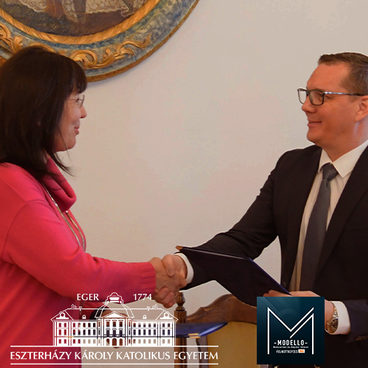 Dr. Pajtókné Dr. Tari Ilona rektor és Fülöp Henrik Dr. Pajtókné Dr. Tari Ilona rektor és Fülöp Henrik